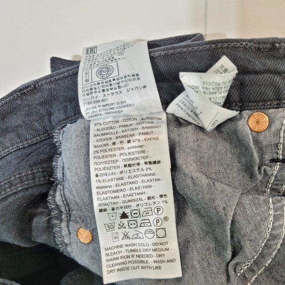 Levi's Women's Wedgie Ripped Jeans Black - Size 24 - Picture 5 of 5